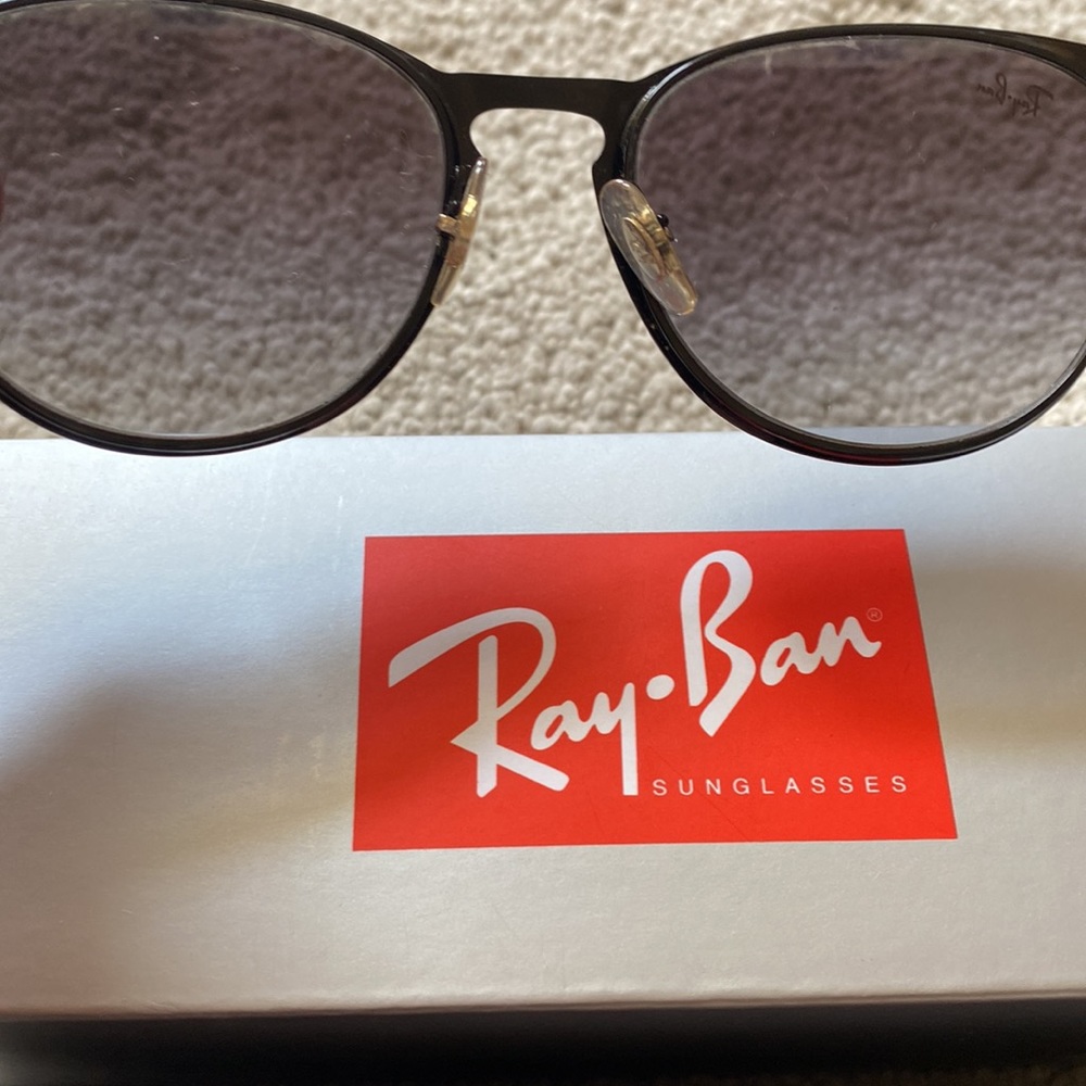 Ray and - Picture 2 of 4